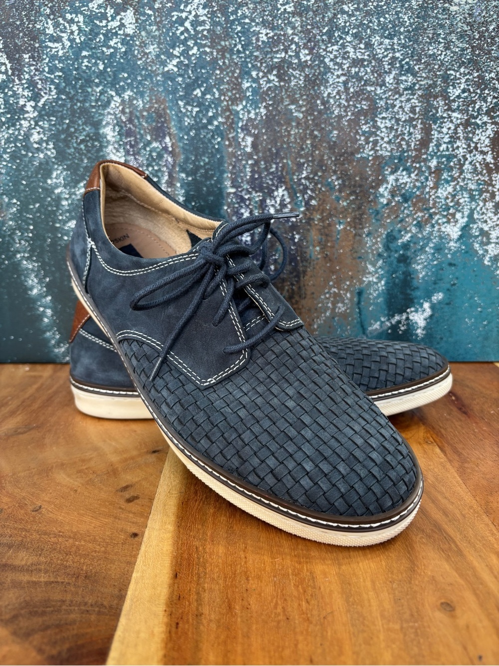 Johnston & Murphy Classic Navy Woven Leather Sneakers Size 9.5 VGUC
